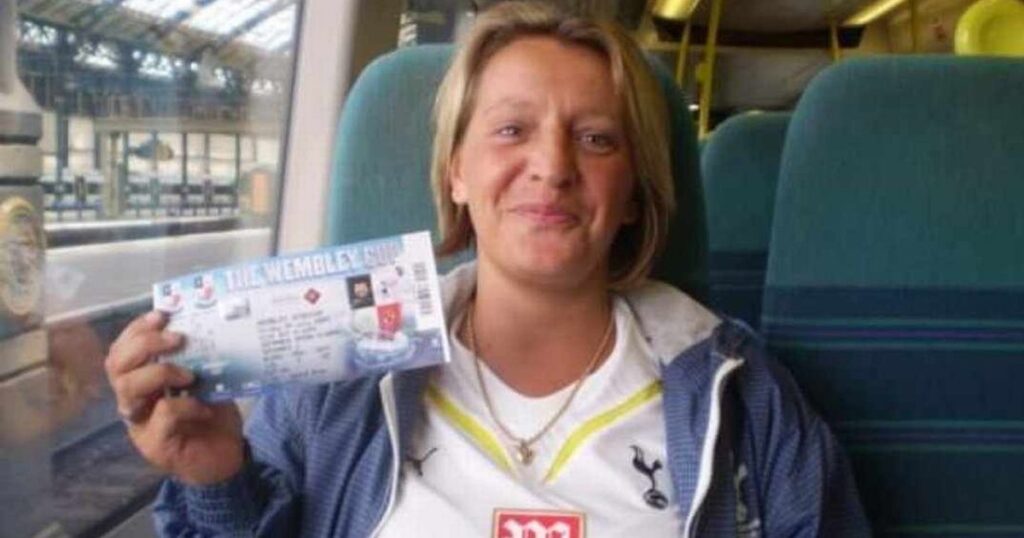 Spurs Fan Celebrates Goals by Getting Naked