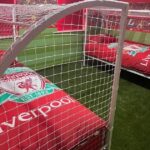 £200 Liverpool-Themed Airbnb with Astroturf Instead of Carpet is a Fan’s Dream – Daily Star