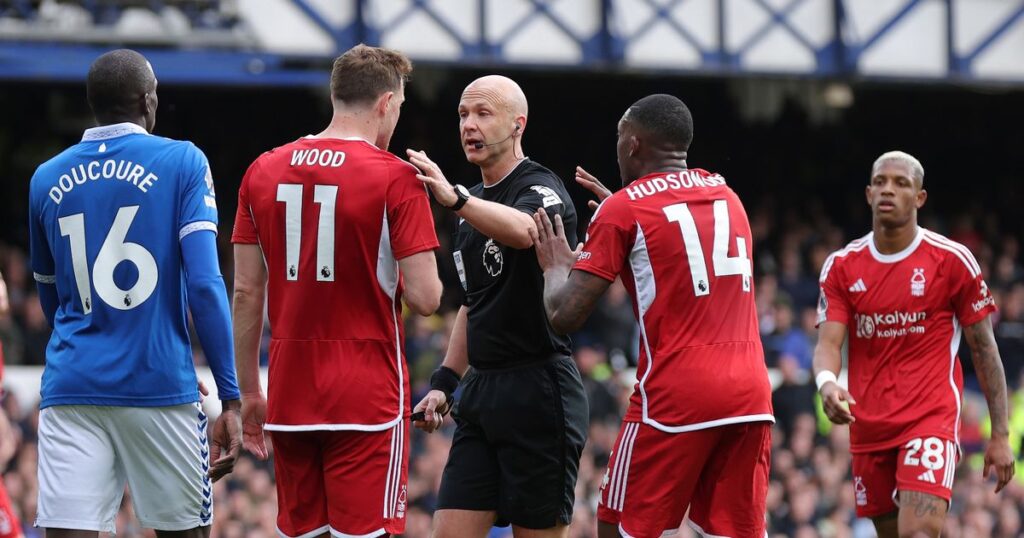 Nottingham Forest chiefs prevented from taking action at half-time against Everton – Daily Star