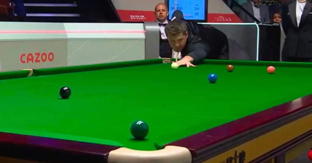Snooker fans amazed by ‘shot of the tournament’ as another seed exits Crucible – Daily Star