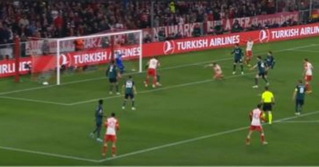 Arsenal trio criticized for becoming ‘statues’ during Bayern’s winning goal – Daily Star