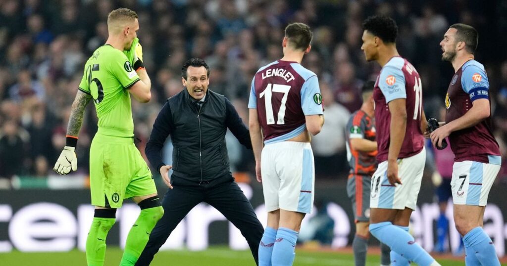 Unai Emery confronts Aston Villa players on the pitch during Olympiakos loss – Daily Star
